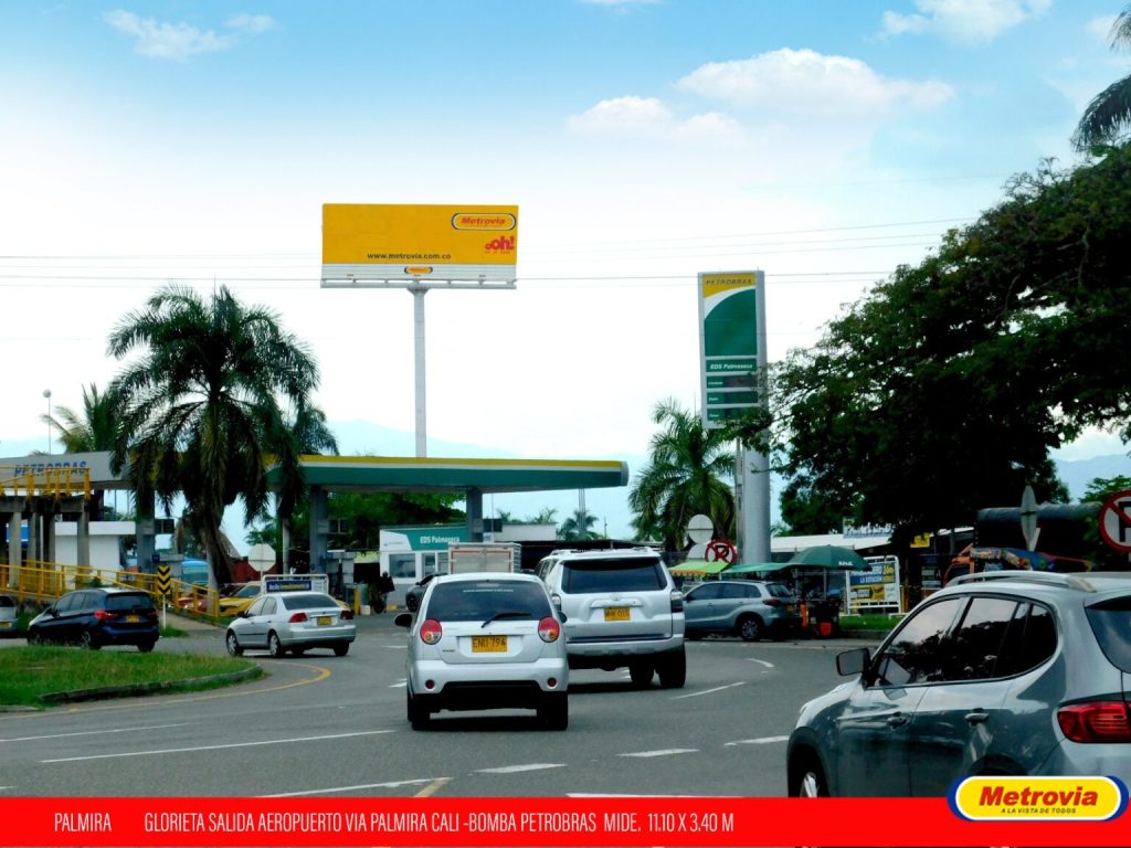 Salida Aeropuerto Vía a Cali Palmira Estación de Gasolina Petrobras